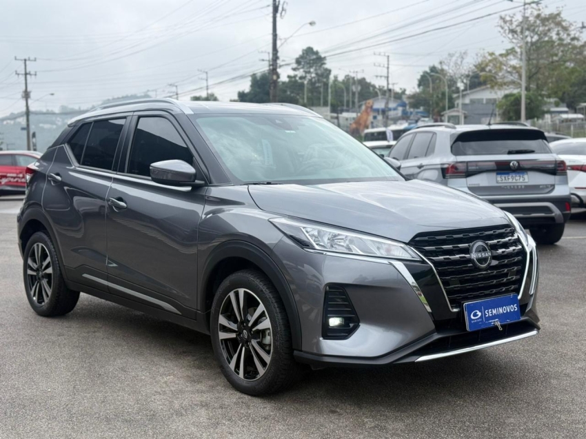 nissan kicks play advance 202510