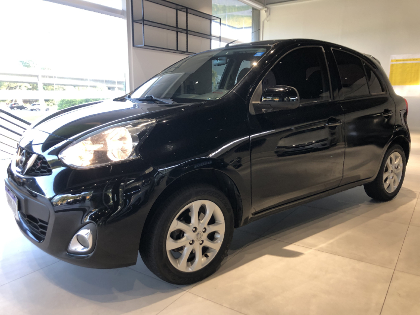 nissan march 1.0 flex 2016