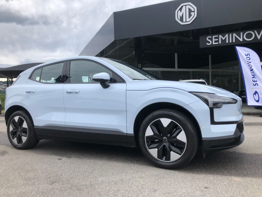 volvo ex30 automatico 2024