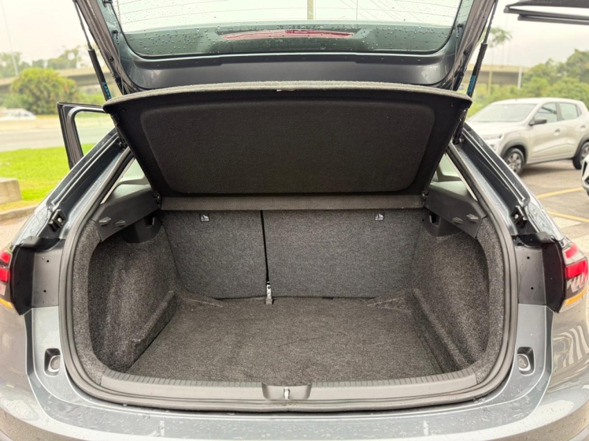 volkswagen nivus 1.0 200 tsi total flex comfortline automatico 4p 20246