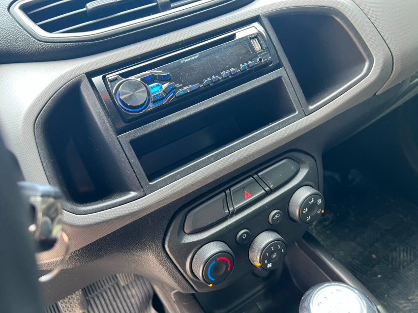 chevrolet onix 1.0 flex manual 201612