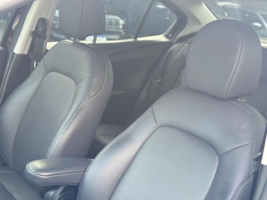 fiat cronos 1.8 flex automatico 201910