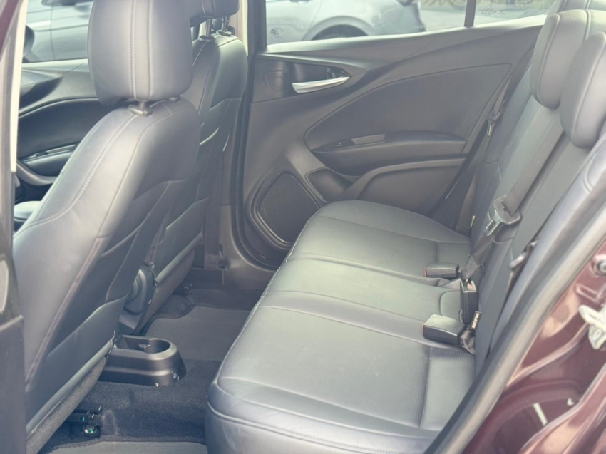 fiat cronos 1.8 flex automatico 201916