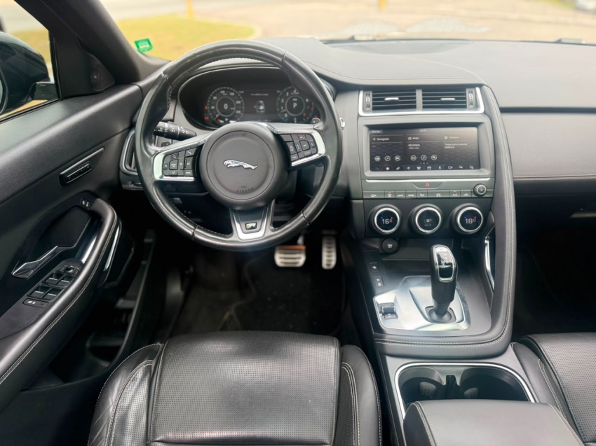 jaguar e-pace 2.0 16v p300 gasolina r-dynamic hse awd automatico 4p 201811