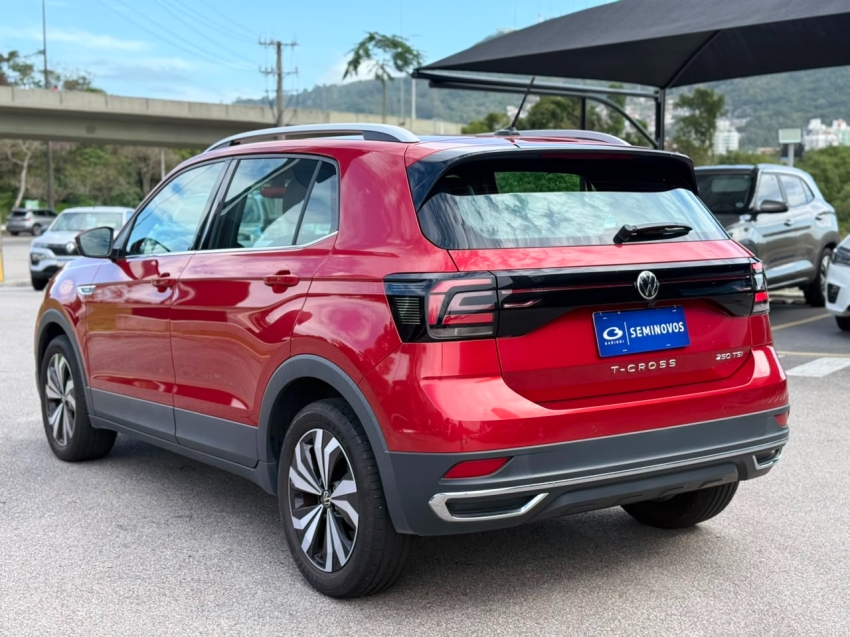 volkswagen t-cross 1.4 250 tsi total flex highline automatico 4p 20226