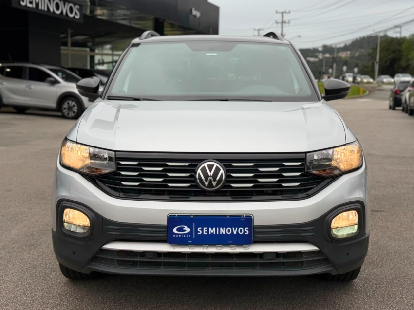 volkswagen t-cross 1.0 200 tsi total flex comfortline automatico 4p 202312