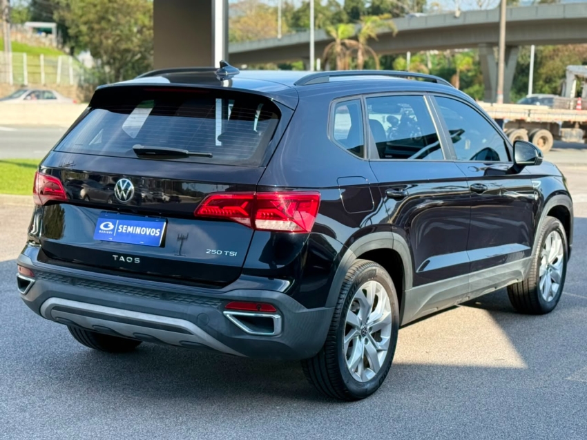 volkswagen taos 1.4 250 tsi total flex comfortline automatico 4p 20223