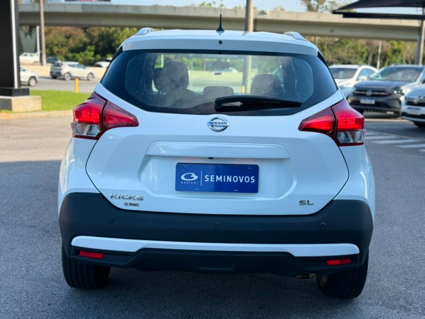 nissan kicks 1.6 16v flexstart sl 4p xtronic flex automatico 20205