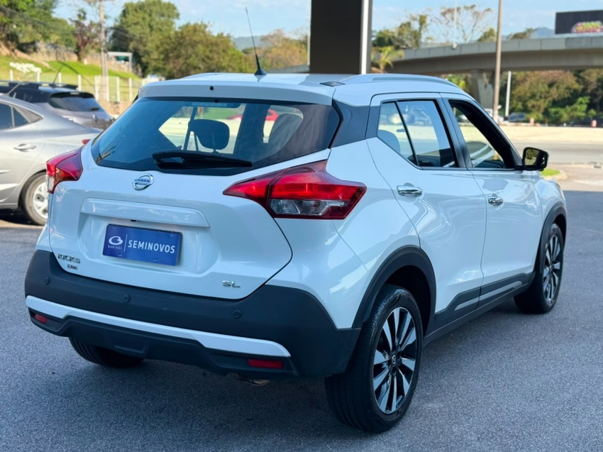 nissan kicks 1.6 16v flexstart sl 4p xtronic flex automatico 20204