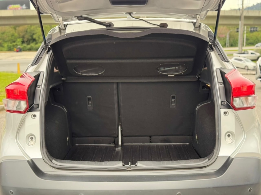nissan kicks 1.6 16v flexstart s 4p manual flex 20206