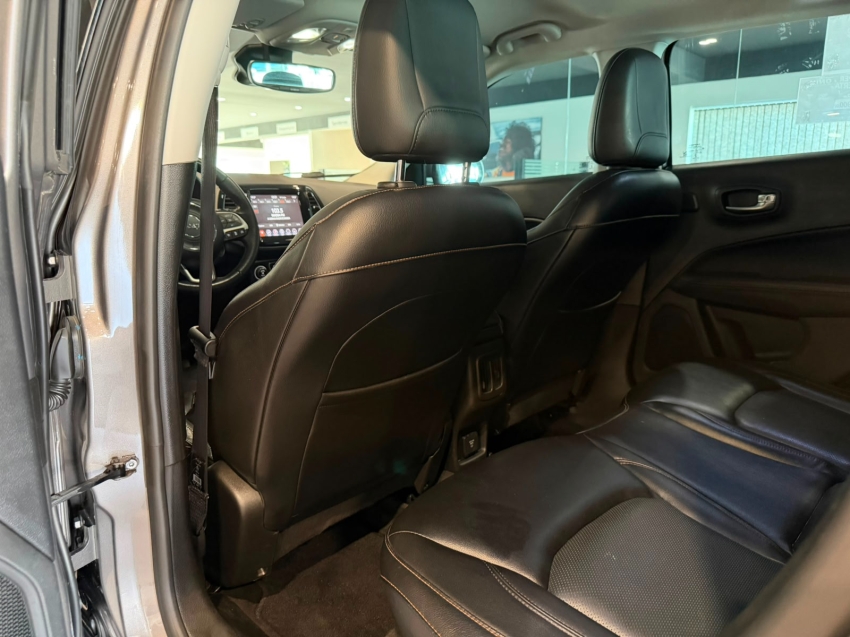 jeep compass 2.0 16v diesel limited 4x4 automatico 4p 202016