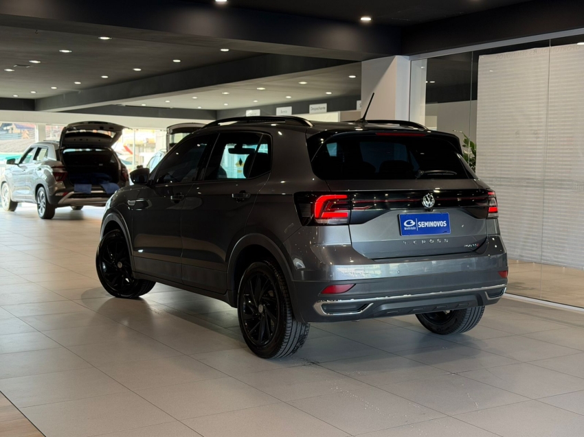 volkswagen t-cross 1.0 200 tsi total flex comfortline automatico 4p 202117