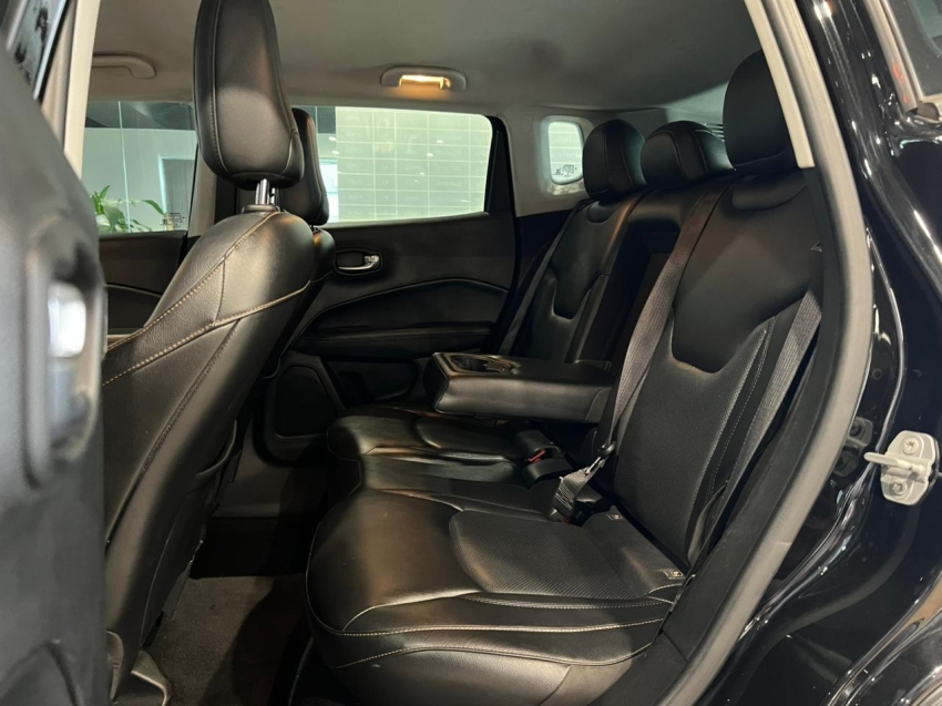 jeep compass 2.0 16v flex longitude automatico 4p 201813