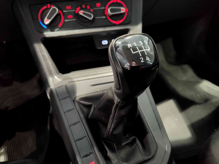 volkswagen polo 1.0 mpi manual 2024