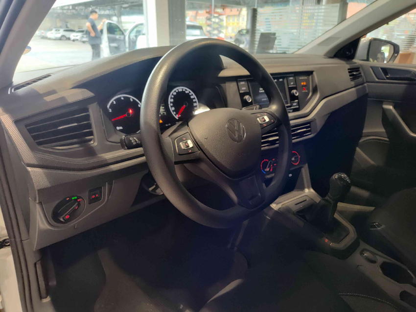 volkswagen polo 1.0 mpi manual 2024