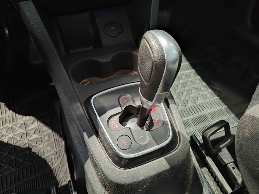 volkswagen fox 1.6 msi total flex connect 4p i-motion 2019