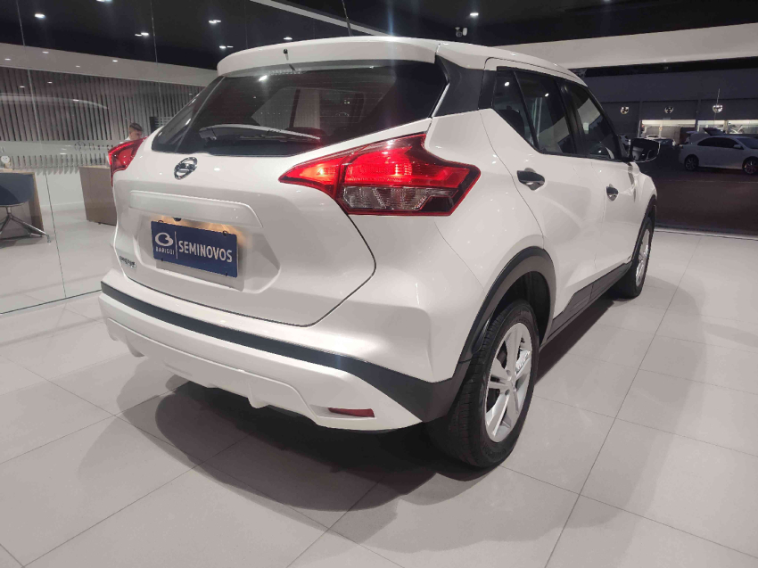 nissan kicks 1.6 16v flexstart active xtronic flex 4p automatico 2022