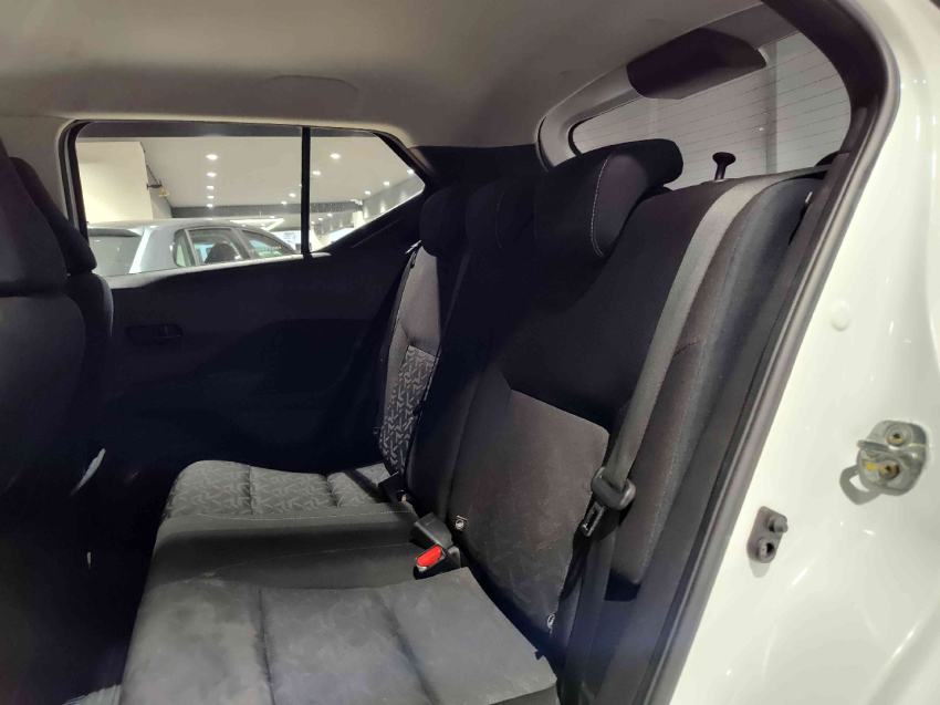 nissan kicks 1.6 16v flexstart active xtronic flex 4p automatico 2022