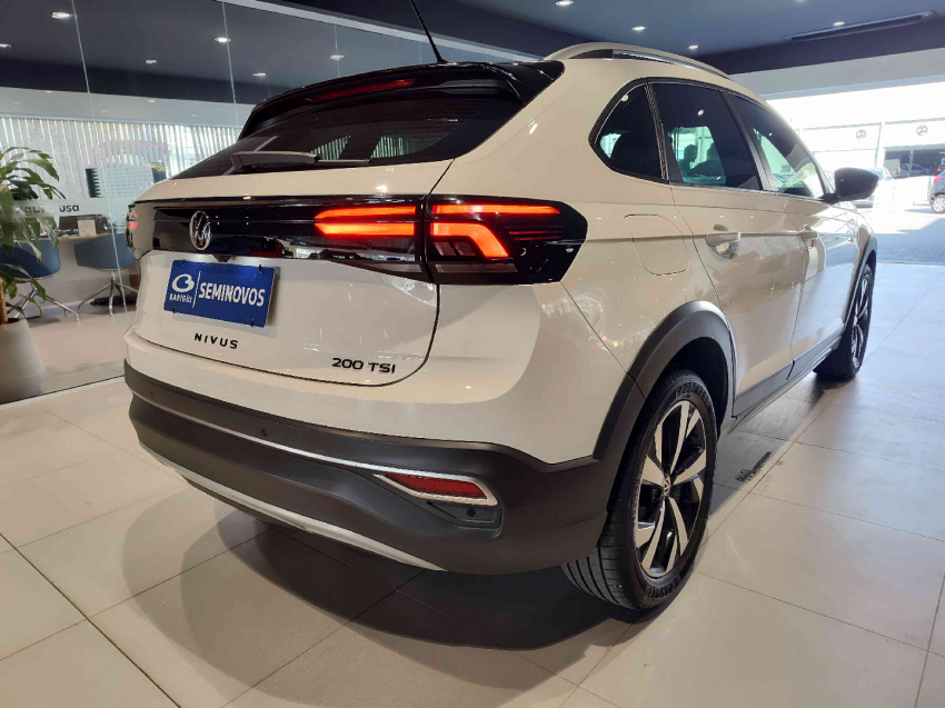 volkswagen nivus 1.0 200 tsi total flex highline automatico 2022