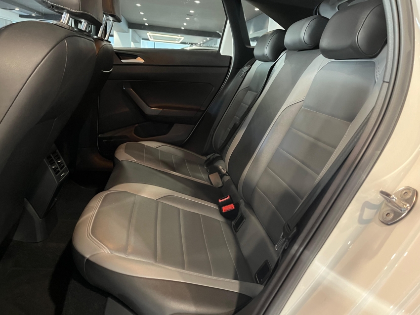 volkswagen nivus 1.0 200 tsi total flex highline automatico 4p 2022