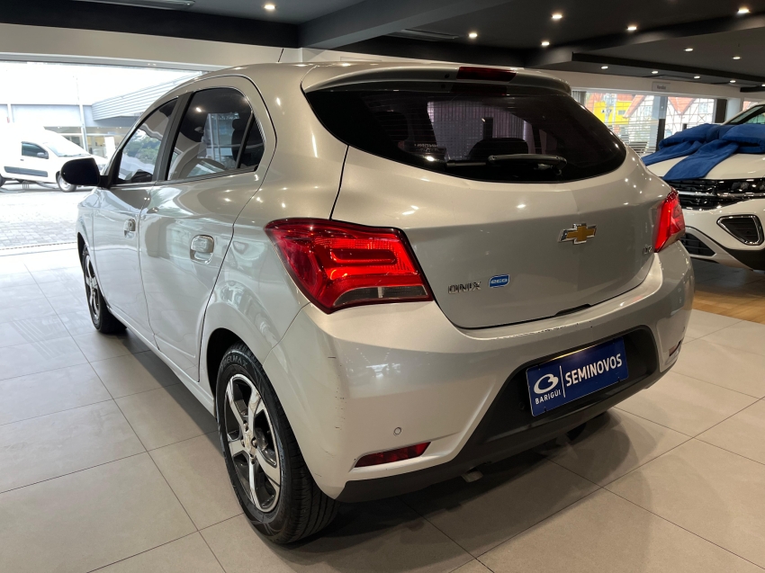 chevrolet onix 1.4 mpfi ltz 8v flex 4p automatico 2018