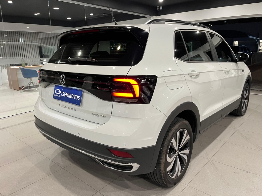 volkswagen t-cross 1.0 200 tsi total flex comfortline automatico 4p 2024