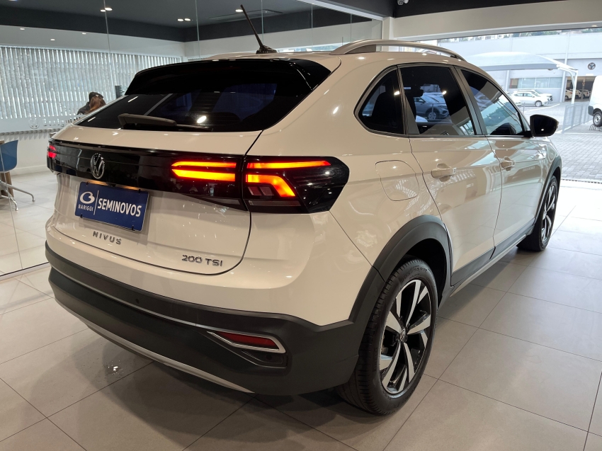 volkswagen nivus 1.0 200 tsi total flex highline automatico 4p 2021