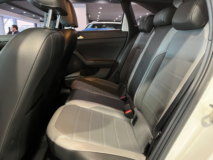 volkswagen nivus 1.0 200 tsi total flex highline automatico 4p 2021