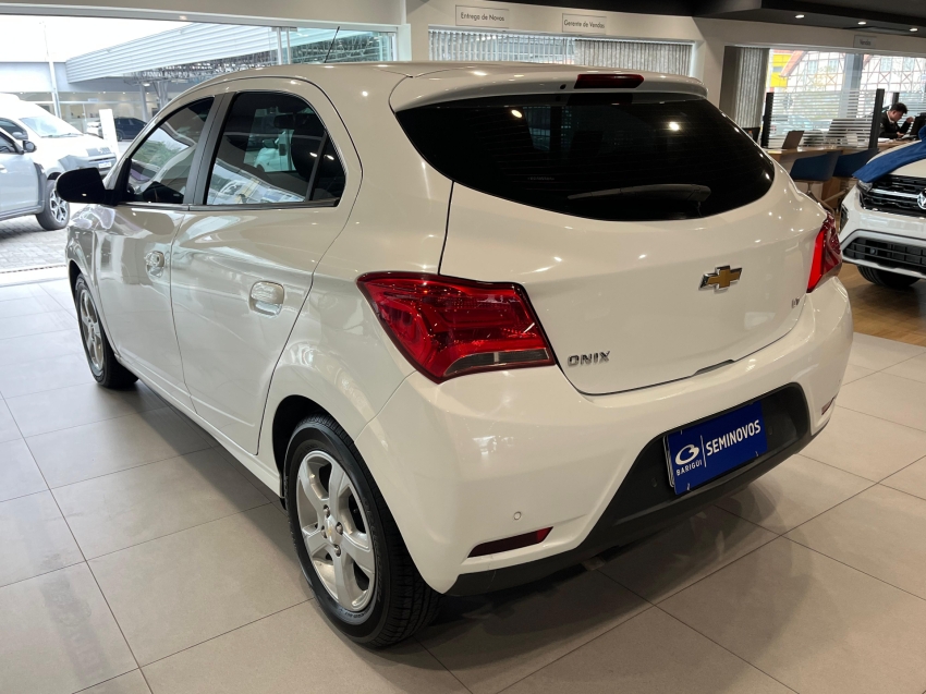 chevrolet onix 1.4 mpfi lt 8v flex 4p automatico 2019