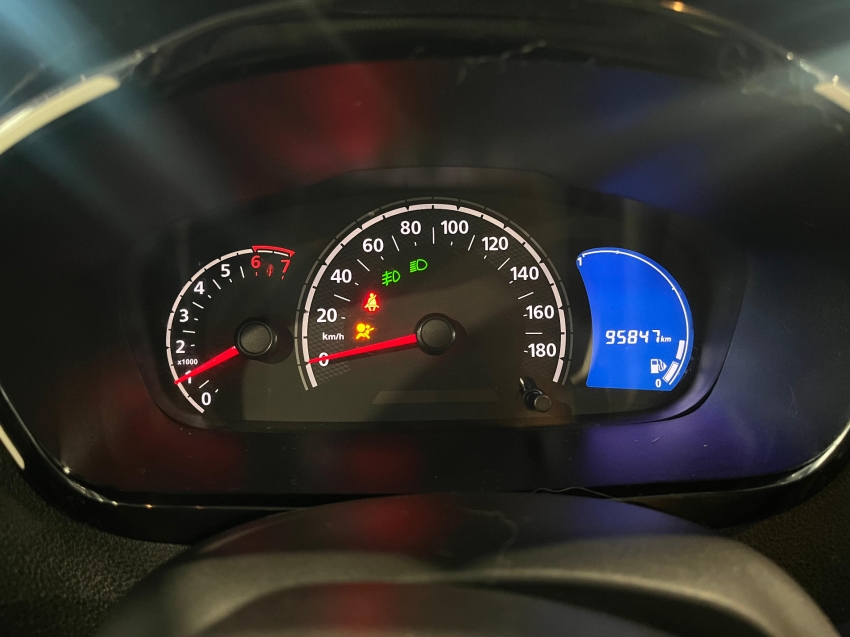 renault kwid 1.0 12v sce flex intense manual 4p 2018