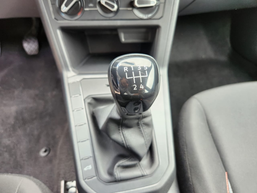 volkswagen polo 1.0 mpi robust manual flex 4p 2025