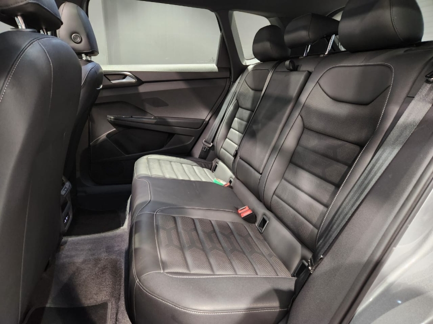 volkswagen taos 1.4 250 tsi total flex highline automatico 4p 2024