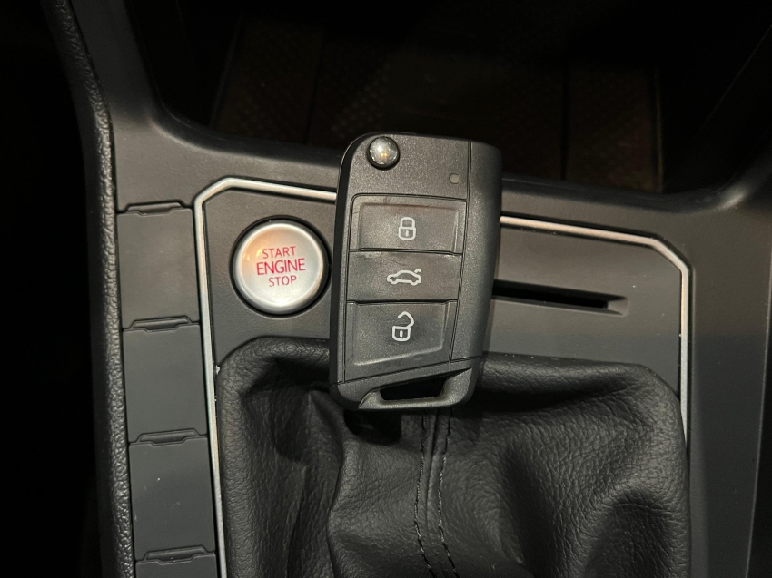 volkswagen nivus 1.0 200 tsi total flex highline automatico 4p 2024