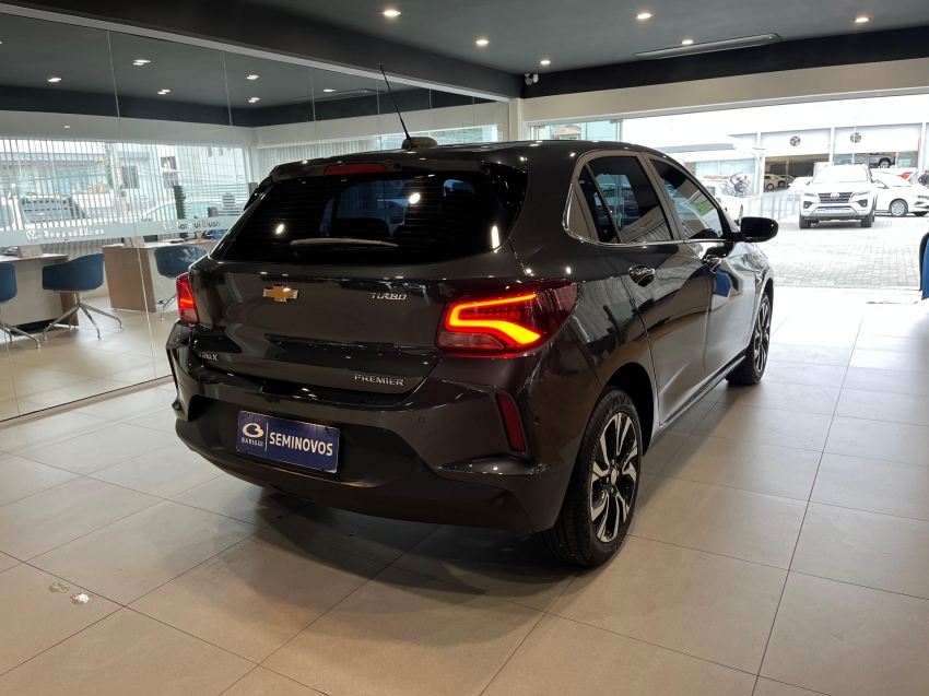 chevrolet onix 1.0 turbo flex premier automatico 4p 2024