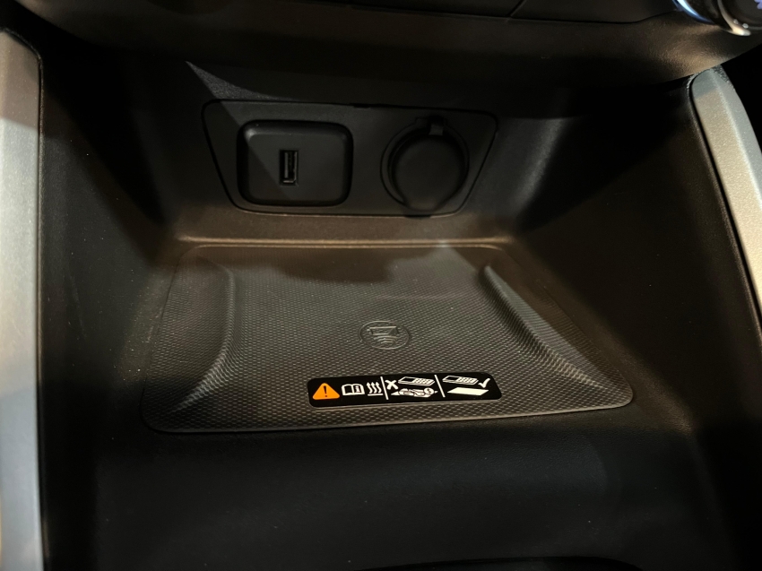 chevrolet onix 1.0 turbo flex premier automatico 4p 2024