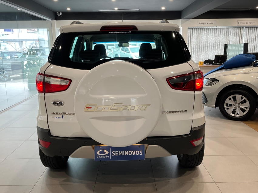ford ecosport 1.6 freestyle 16v flex 4p manual 2015