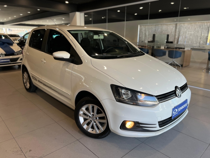 VOLKSWAGEN FOX 1.6 MSI TOTAL FLEX CONNECT 4P MANUAL 2019