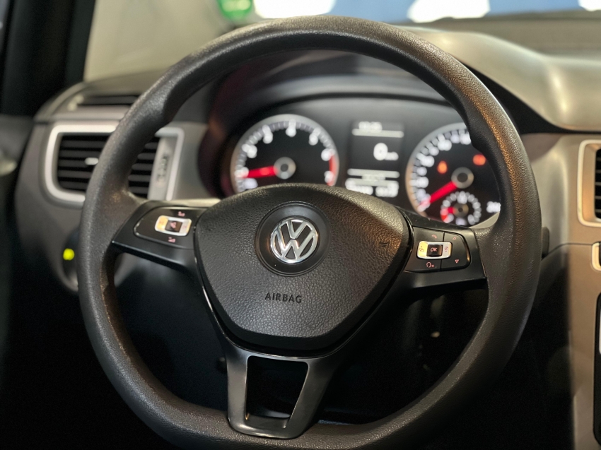 volkswagen fox 1.6 msi total flex connect 4p manual 2019