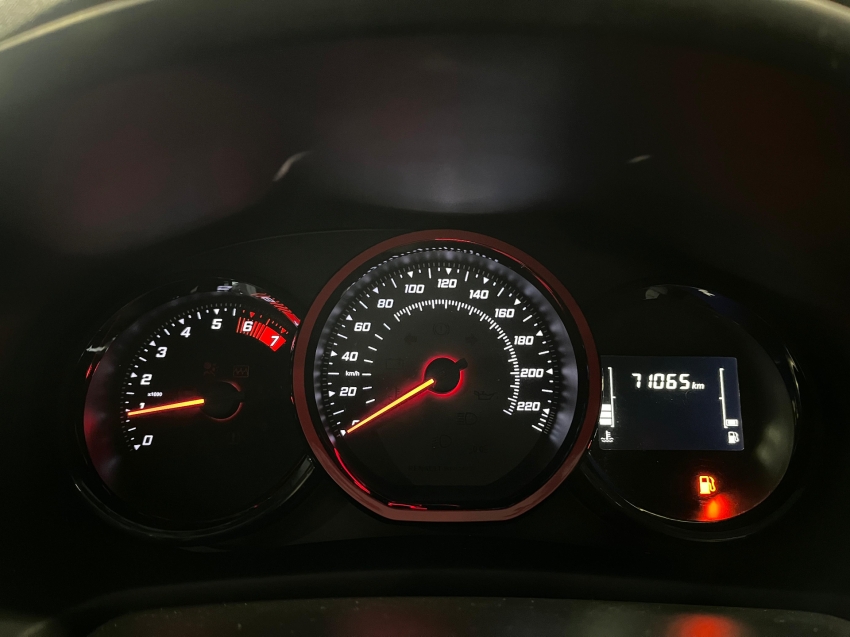 renault sandero 2.0 16v hi-flex rs manual flex 4p 2022