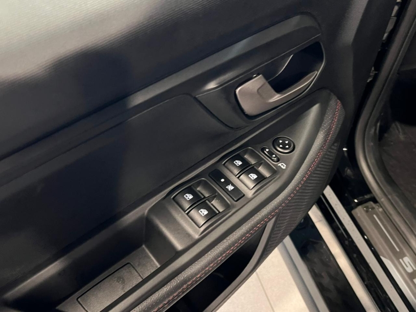 fiat strada 1.0 turbo 200 flex ultra cd cvt 4p automatico 2026