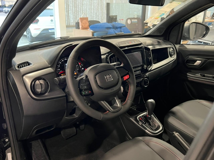 fiat strada 1.0 turbo 200 flex ultra cd cvt 4p automatico 2026