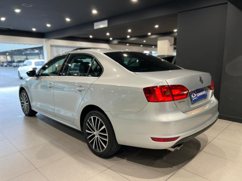 volkswagen jetta 2.0 tsi highline 200cv gasolina 4p tiptronic automatico 2013