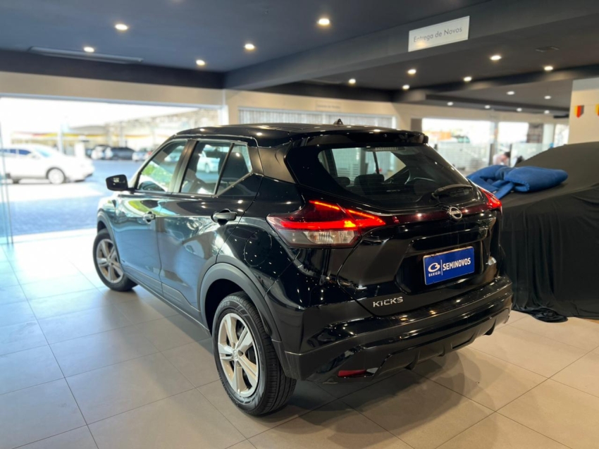 nissan kicks 1.6 16v flexstart active xtronic flex 4p automatico 2024