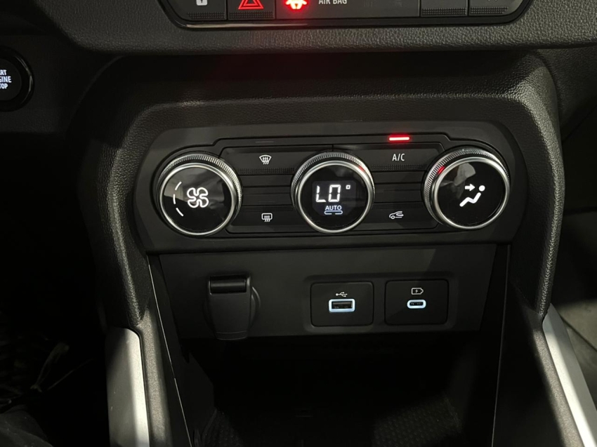 renault kardian 1.0 tce flex premiere edition edc 4p semiautomatico 2025