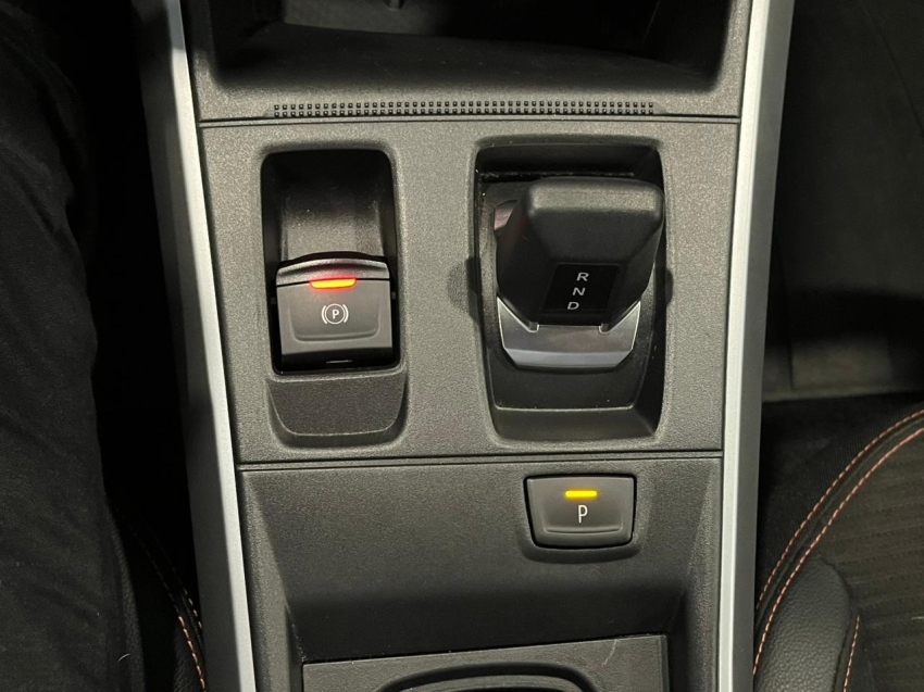 renault kardian 1.0 tce flex premiere edition edc 4p semiautomatico 2025