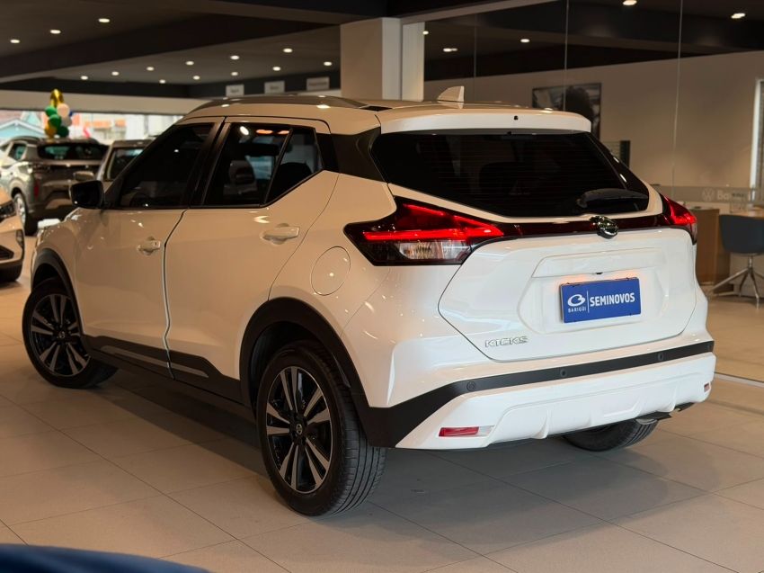 nissan kicks 1.6 16v flexstart advance xtronic flex 4p automatico 202213