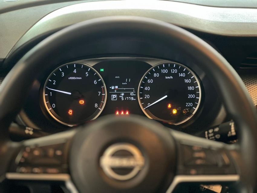 nissan kicks 1.6 16v flexstart active xtronic flex 4p automatico 2024