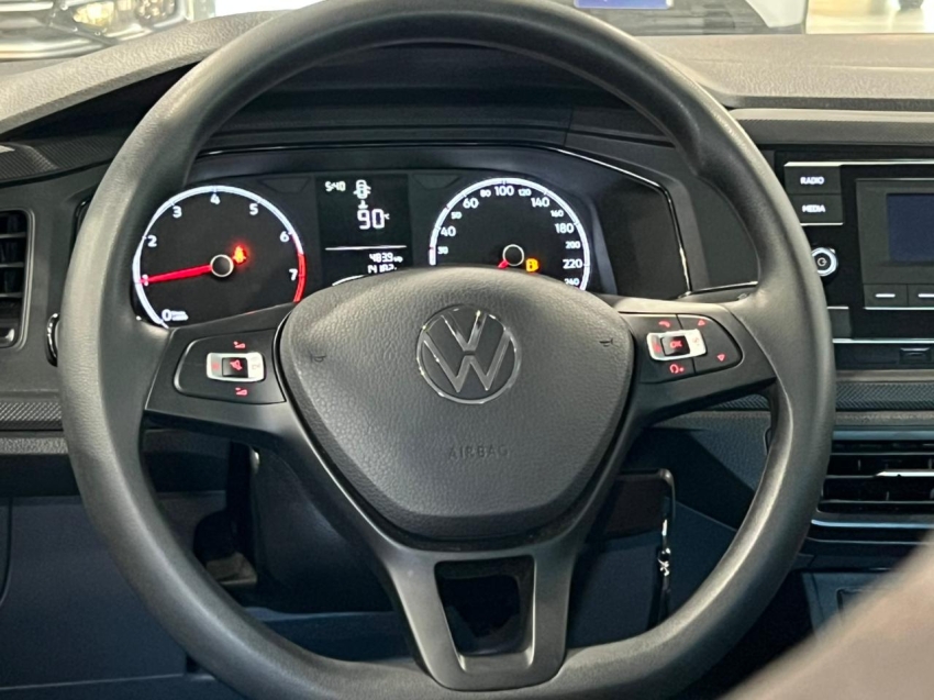 volkswagen polo 1.0 mpi track manual flex 4p 2025