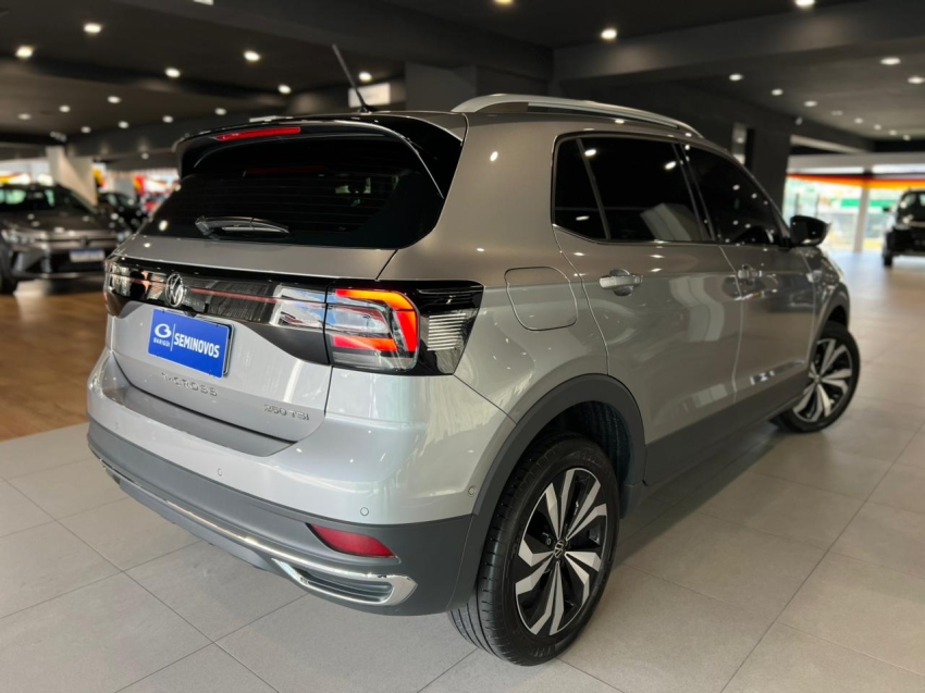 volkswagen t-cross 1.4 250 tsi total flex highline automatico 4p 2024
