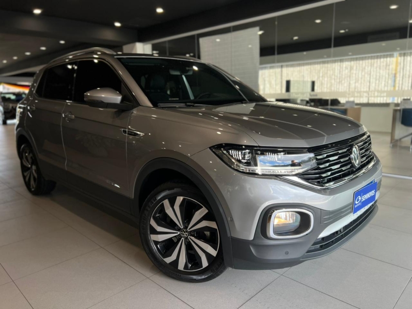 volkswagen t-cross 1.4 250 tsi total flex highline automatico 4p 2024 volkswagen t-cross 1.4 250 tsi total flex highline automatico 4p 2024